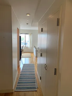 Rented by Marc Alloul, LREB | media 3