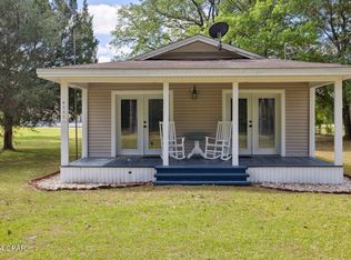 6303 Strickland Rd, Ebro, FL 32437