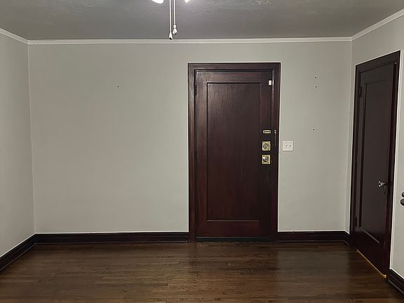 3rd image of 625 NW 6th St APT 202