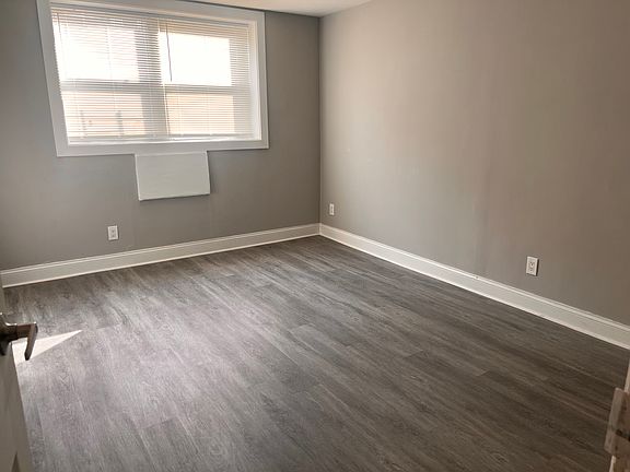 4th image of 394 Park Ave APT A1