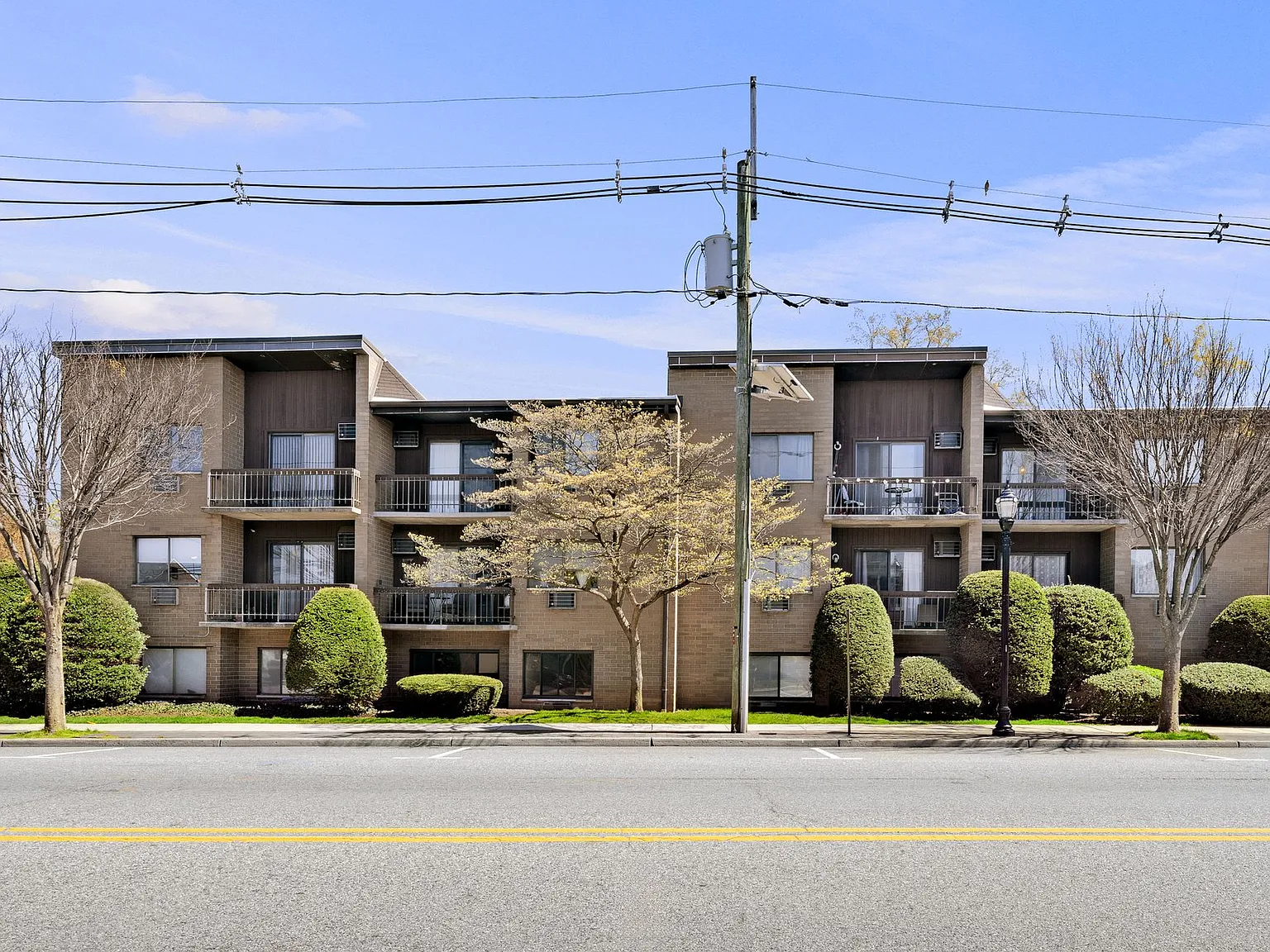 M.C Highland Apartments — Photo 2