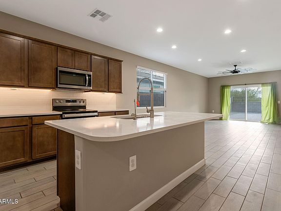 5th image of 24153 W VERLEA Drive