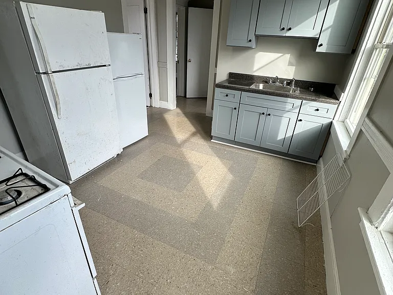 529 Dixwell Ave #1 — Photo 19