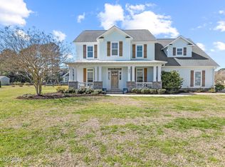 407 W Island View Dr, Hampstead, NC 28443