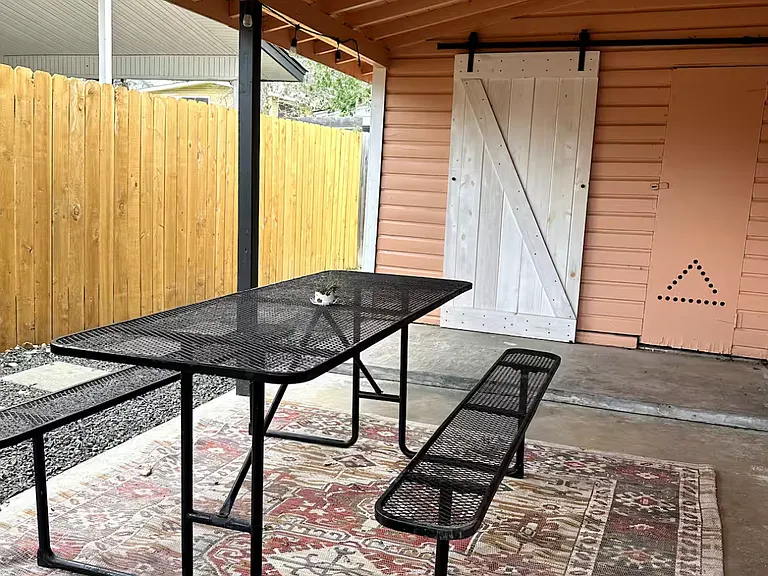 4800 Bandera Rd — Photo 22