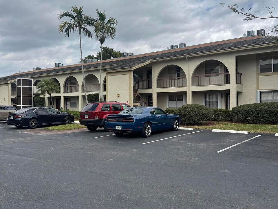 1st image of 2601 NASSAU Bend #C2