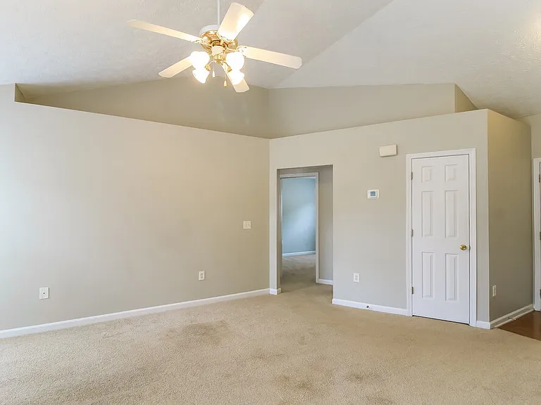 180 Lake Cove Approach — Photo 5