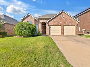 2808 Cedar Ridge Ln, Fort Worth, TX 76177