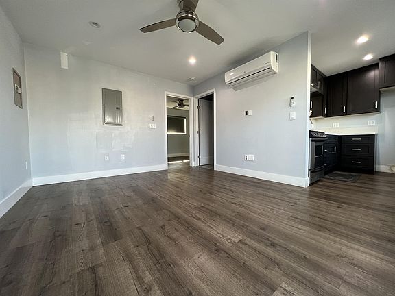 2nd image of 2298 Termino Ave