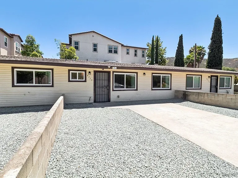 8717 Carribean Way — Photo 39