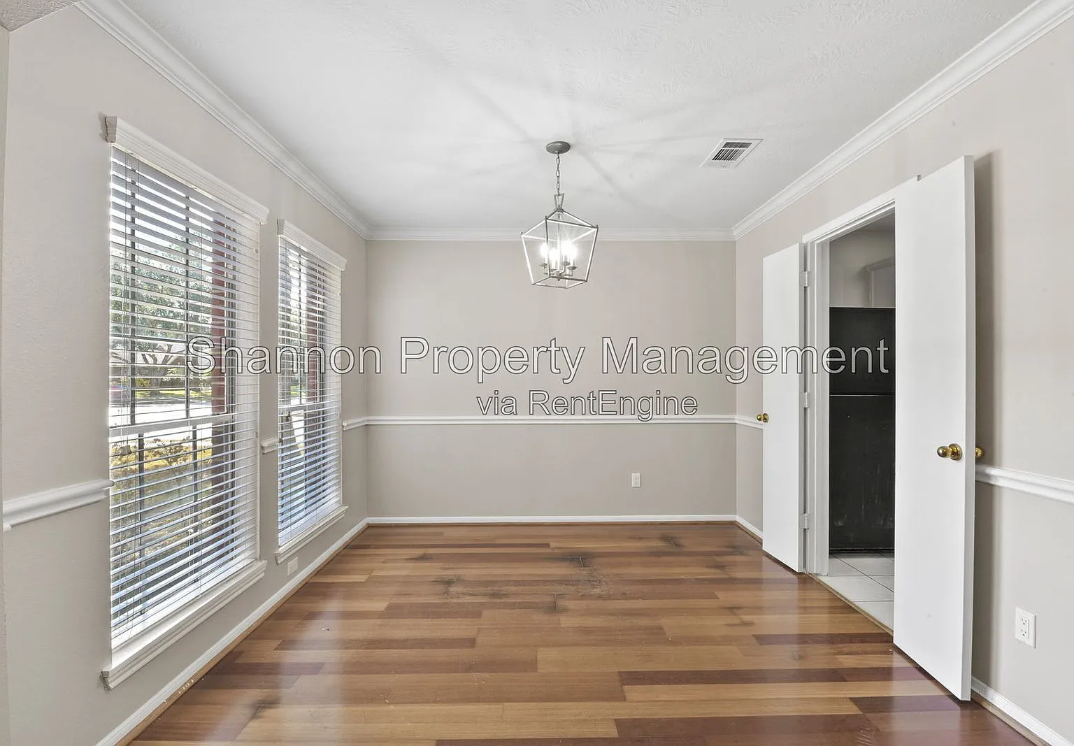 4 bed, 2.5 bath, 2172 sqft, $2,100 — Photo 4