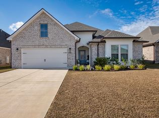 63 Alleyoak Ln, Freeport, FL 32439