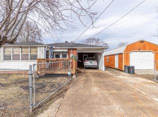 907 W Victor St, Poplar Bluff, MO 63901