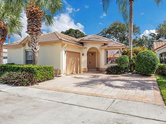 2nd image of 6111 Bay Isles Drive