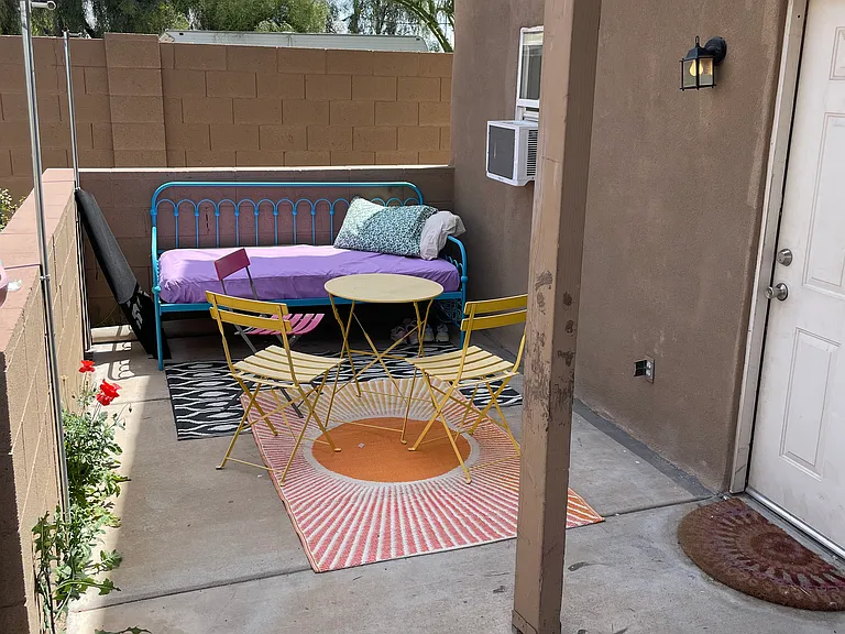 1911 W Palm Ln #D — Photo 2