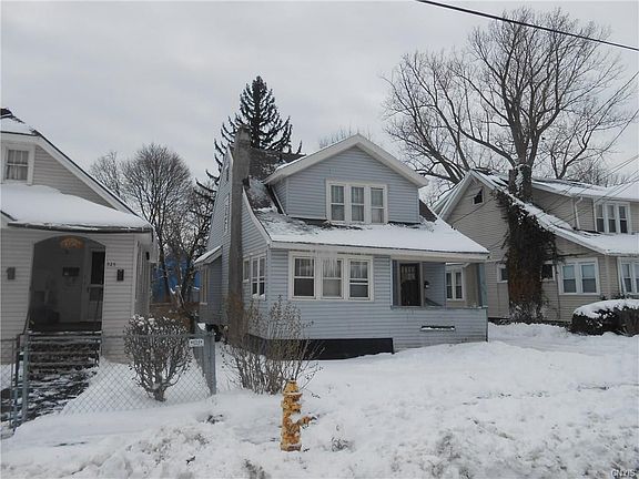3rd image of 329 Warner Ave
