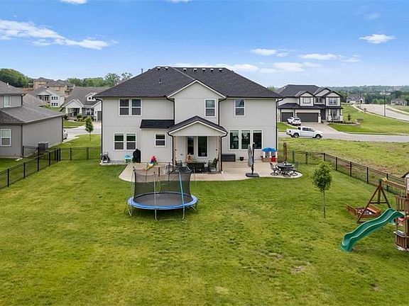 5th image of 5910 Belmont Dr