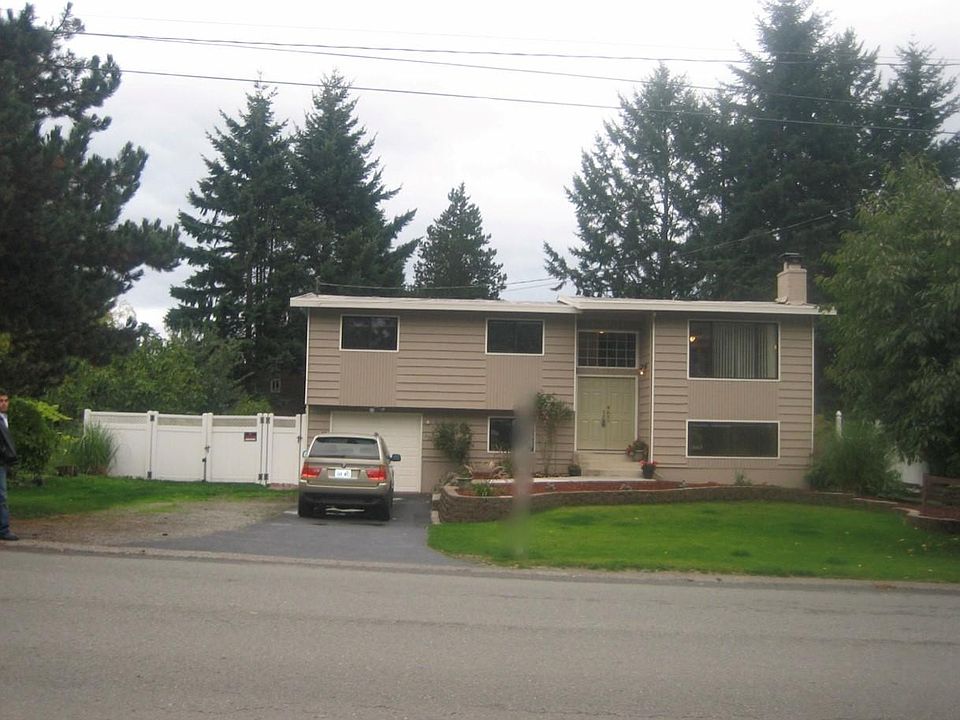 1st image of 8712 NE 137th St