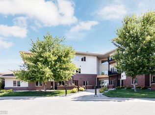 3200 11th St S UNIT 201, Fargo, ND 58104