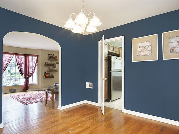 5th image of 2021 Beverly Pl