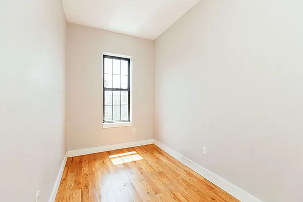 Rented by Nooklyn NYC LLC | media 29