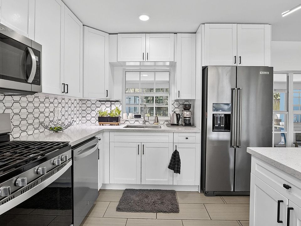 1st image of 1213 SW 21st Street