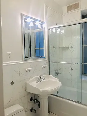 Rented by CitySites Real Estate Group | media 14