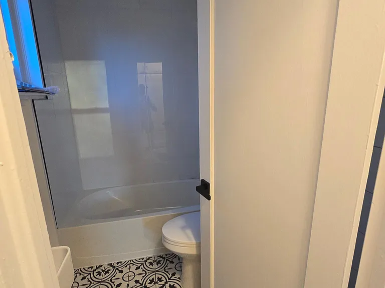 452 S Main St — Photo 10
