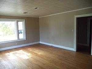 5th image of 309 N Main St