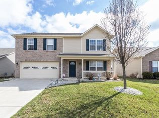 15450 Landsbrook Run W, Noblesville, IN 46060