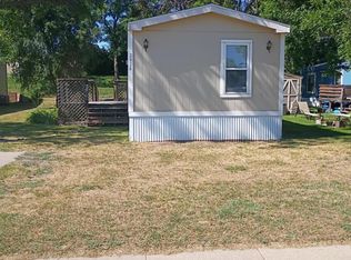 2828 E Irwin St, Pierre, SD 57501