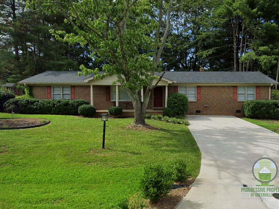 1st image of 1 Latham Dr