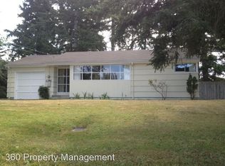1281 NE 5th Ave, Oak Harbor, WA 98277