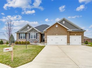 250 Mare Ct, Centerville, OH
