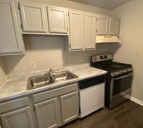 5th image of 3909 Overland Hts APT B