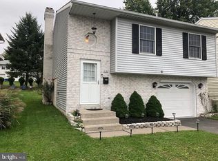 1030 E Gordon St, Allentown, PA 18109