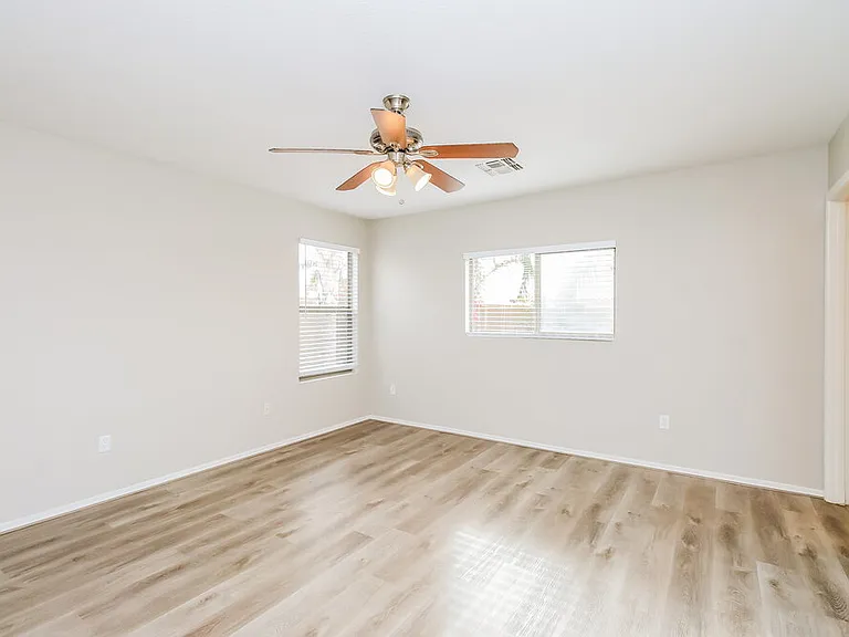 11213 E Quarry Ave — Photo 8