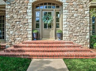 1501 Peachtree Ct, Edmond, OK 73025