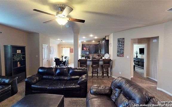3rd image of 2225 Cullum Park