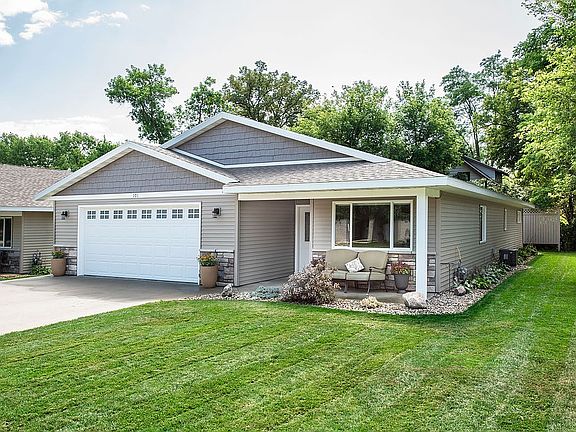 2nd image of 315 Fairgrounds Rd #101