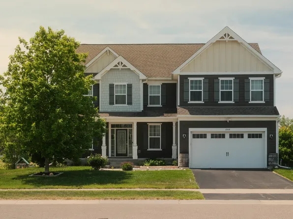 5908 158th St W, Apple Valley, MN 55124