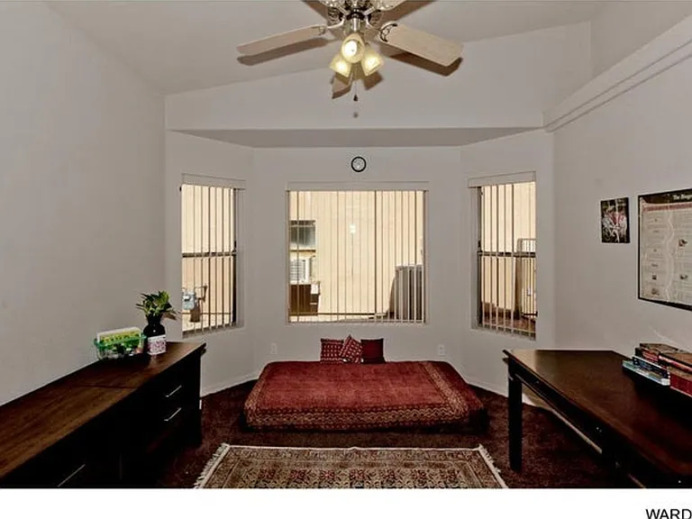 820 Granada Vereda — Photo 16