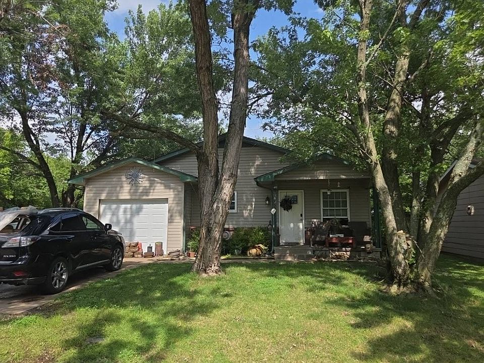 1st image of 501 Robin Dr