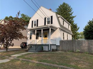 292 Woodbine St, Cranston, RI 02910