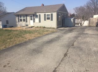 10616 E 28th St S, Independence, MO 64052