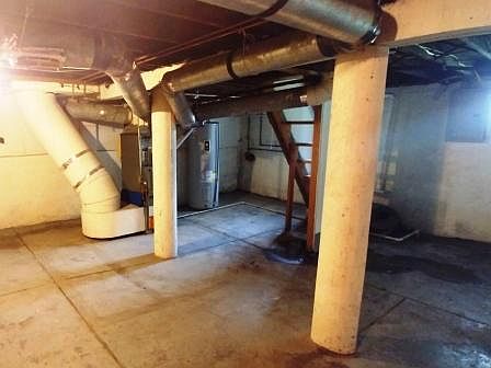 5th image of 109 S 35th St