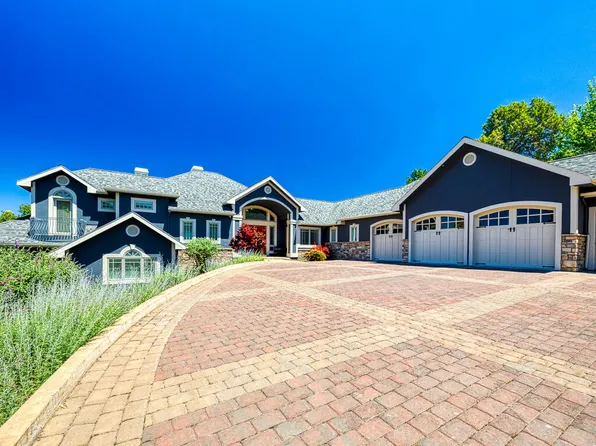 6447 Coopers Hawk Rd, Klamath Falls, OR 97601