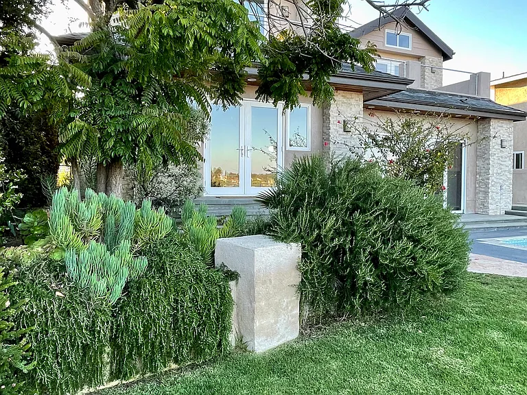 26330 Delos Dr — Photo 81