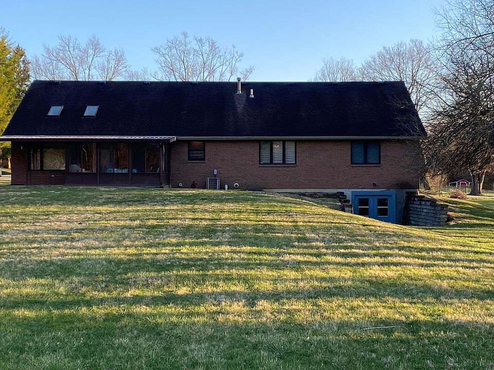 2nd image of 3034 Troehler Rd