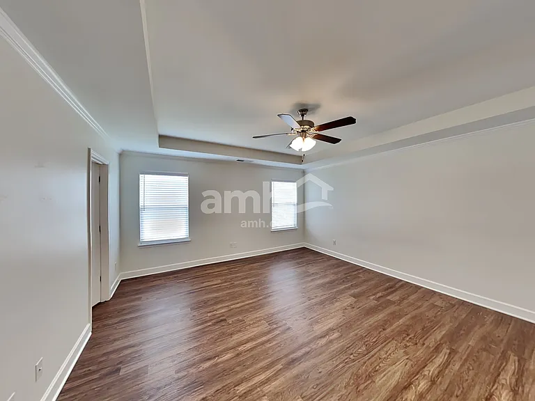 4407 Erabele Dr — Photo 11
